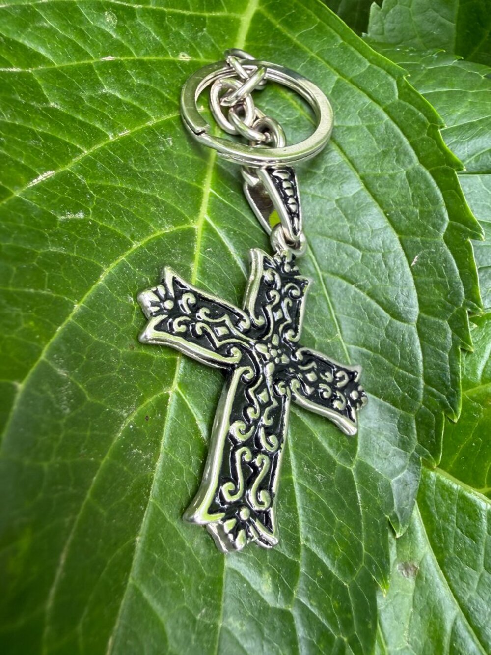 Roadmaster Cross Key Chain - Picture 4 of 4